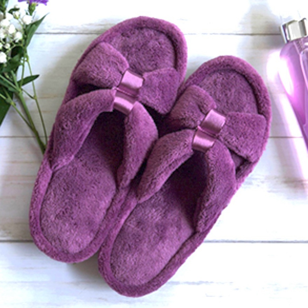 Isotoner Signature Memory Foam Slippers X-Slide Satin Trim Small 6.5-7 Violet